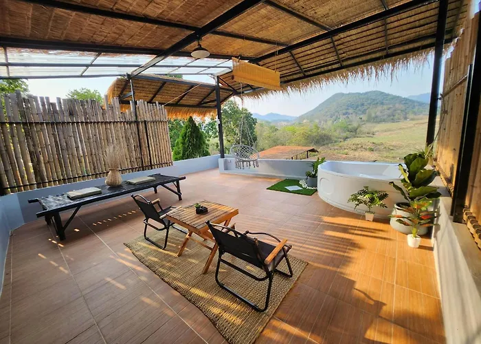 Mondara And Glamping Resort Ban Bo Wi