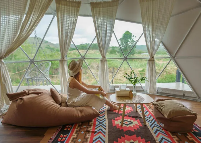 Mondara And Glamping Resort Ban Bo Wi